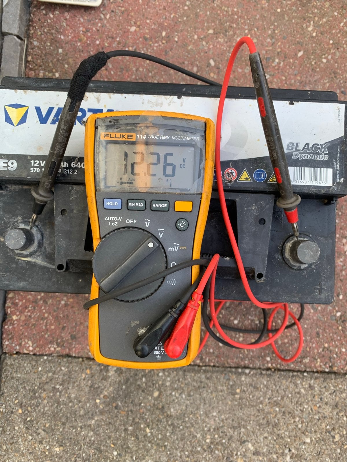 Varta Black Dynamic E9 12V 70Ah 640A Accu, Ophalen, Gebruikt, Universele onderdelen