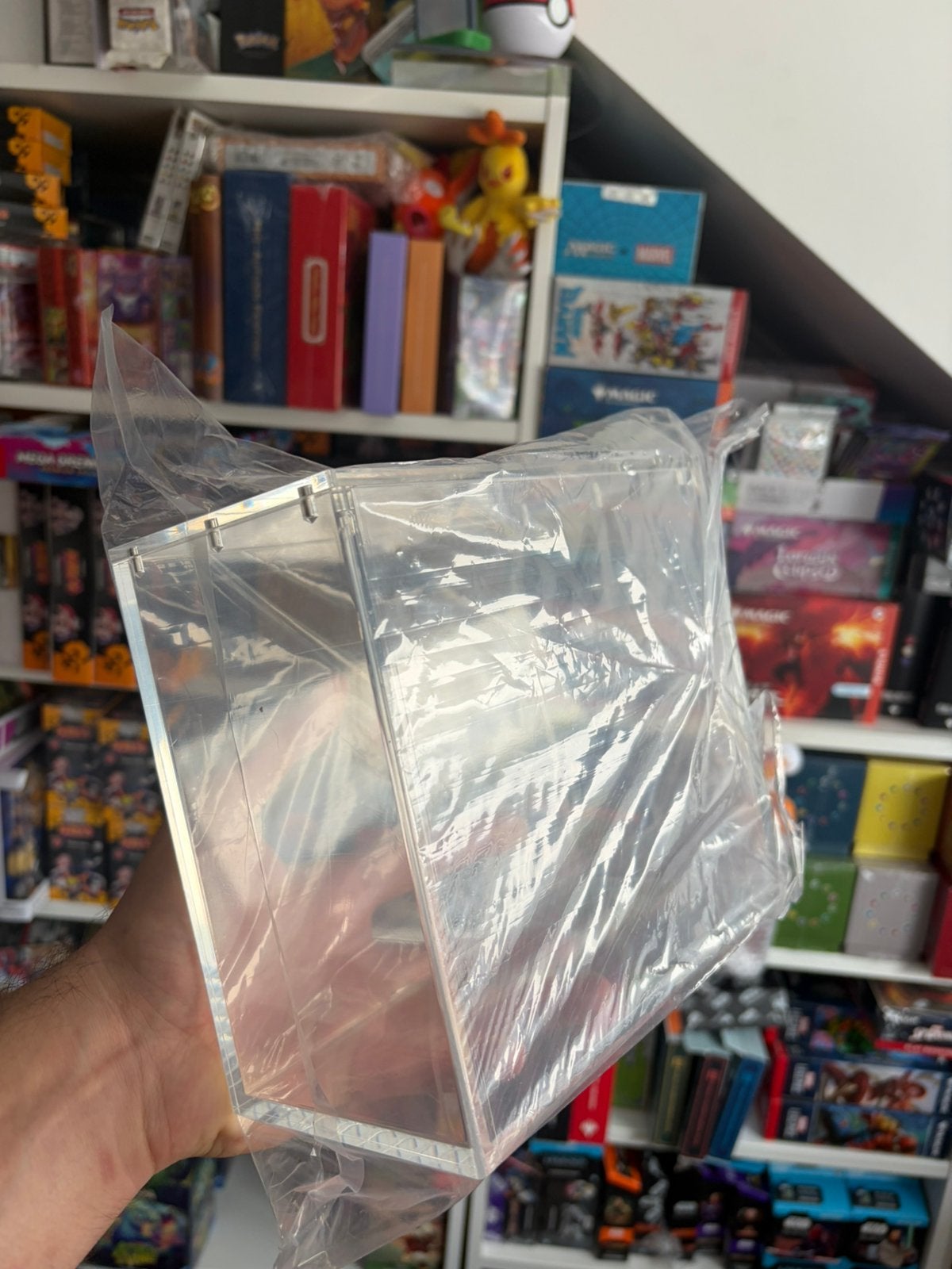 Acrylic Case - Elite Trainer Box ETB Magnetic Protector, Ophalen of Verzenden, Zo goed als nieuw, Boosterbox