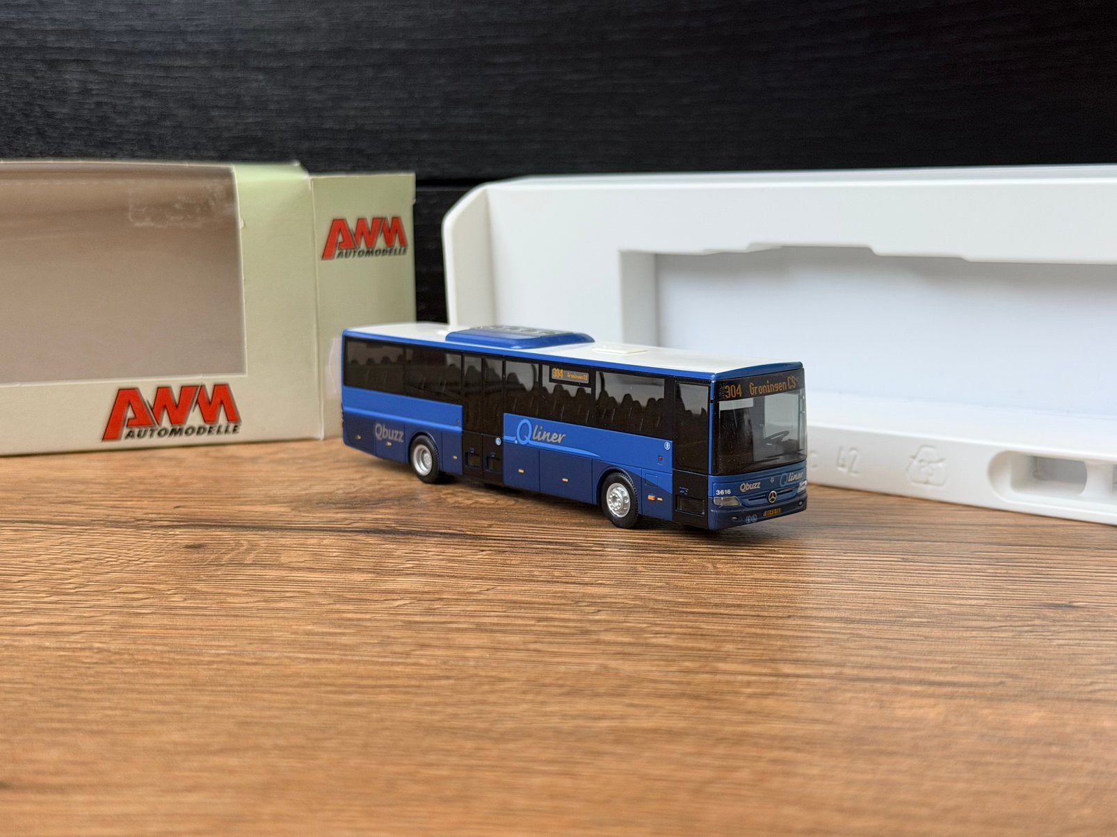 AWM 57711 Mercedes Intouro Qliner, Hobby en Vrije tijd, Modelauto's | 1:87, Ophalen of Verzenden, Zo goed als nieuw, Bus of Vrachtwagen