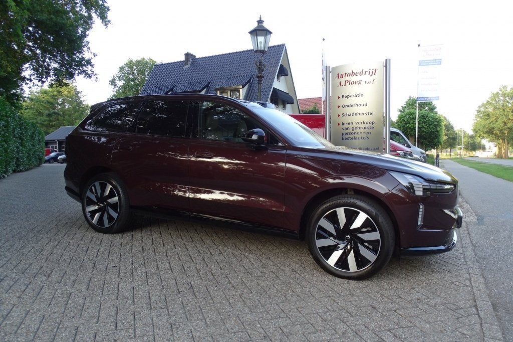 Volvo EX90 TM Ultra 7p 111 kWh Panoramadak BOSE AUDIO 360 CA, Auto's, Volvo, 12 maanden, Gebruikt, Beige, 7 stoelen
