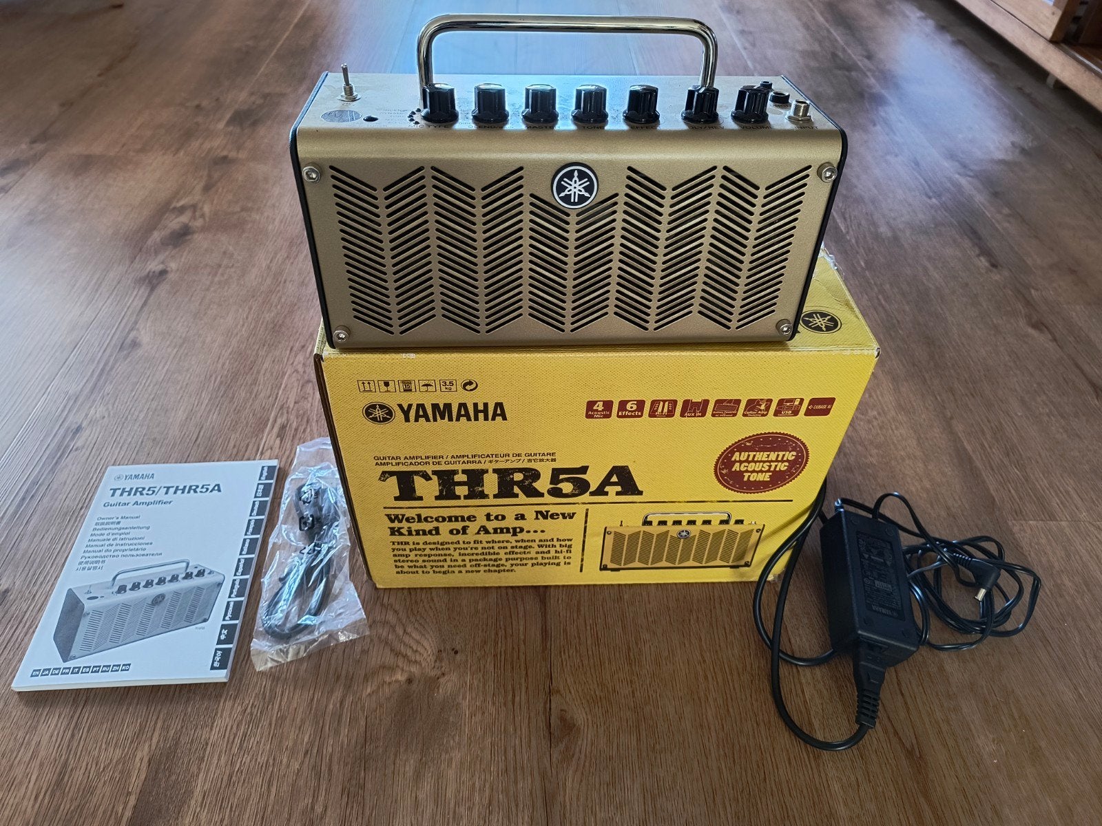 Yamaha THR5A Akoestische Gitaarversterker zgan, Muziek en Instrumenten, Ophalen of Verzenden, Zo goed als nieuw, Gitaar, Minder dan 50 watt
