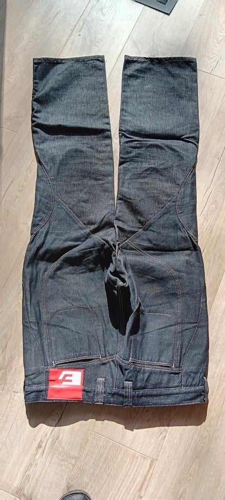 Motor jeans E, Ophalen of Verzenden, Broek | textiel, Tweedehands, Heren