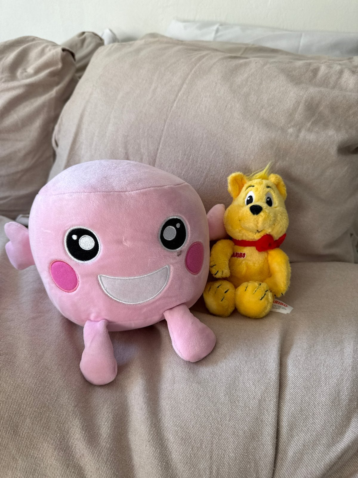 Chamallows knuffel en Haribo beer knuffel, Kinderen en Baby's, Overige merken, Overige karakters, Beer, Ophalen of Verzenden