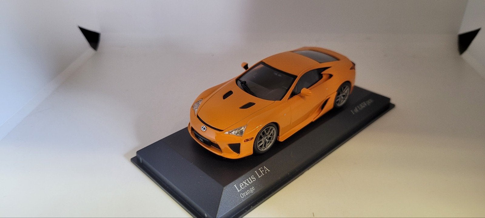 Minichamps 2011 Lexus LFA, Ophalen of Verzenden, Nieuw, Auto, MiniChamps