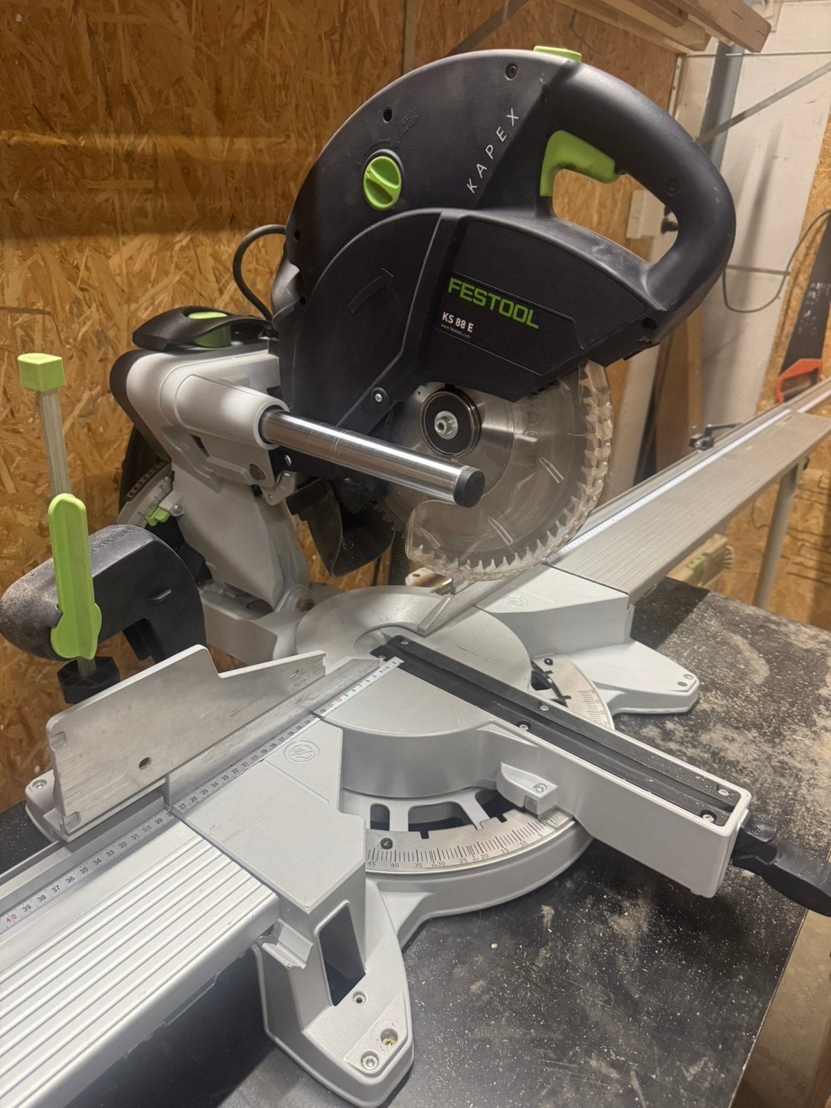 Festool Kapex KS88E met aanslagen, Doe-het-zelf en Verbouw, Gereedschap | Zaagmachines, Ophalen, Zo goed als nieuw, Afkortzaag