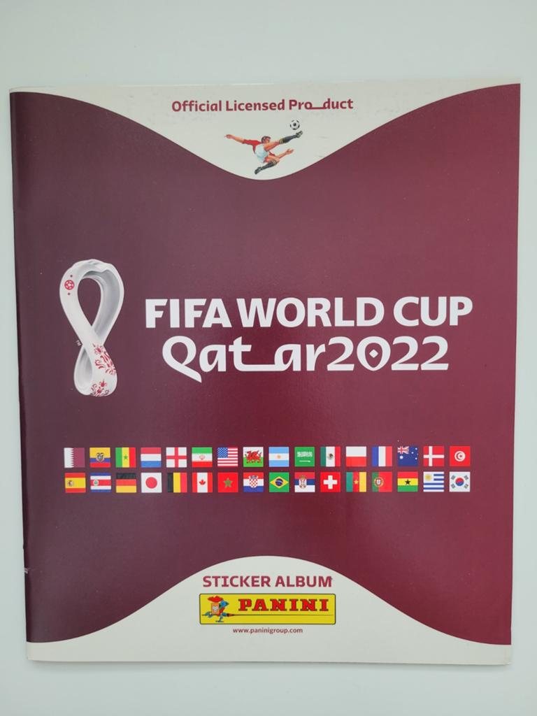 MINT CONDITION! 2022 FIFA World Cup Panini Sticker Album, Ophalen of Verzenden, Nieuw
