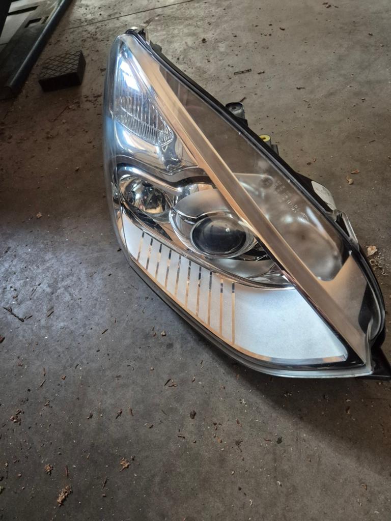 Koplampen Ford S-Max links en rechts, Ophalen, Gebruikt, Info@hella.com, Ford