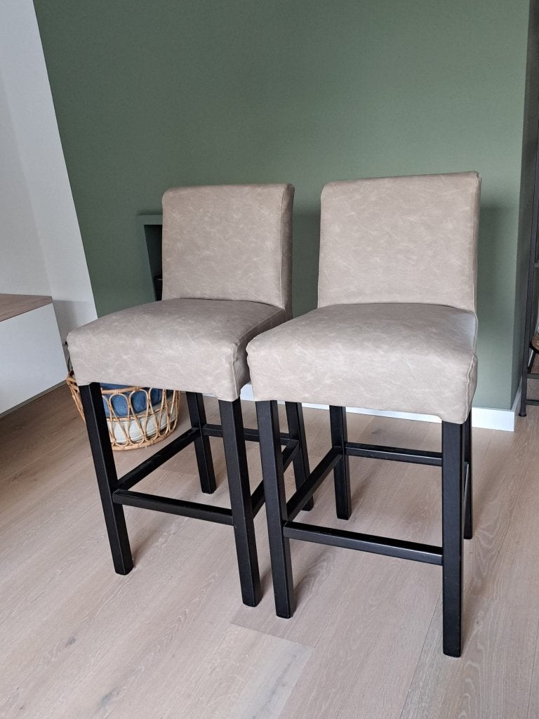 Set van 2 barkrukken - Beige met zwart onderstel, Huis en Inrichting, Zo goed als nieuw, 90 cm of meer, 2 krukken, Ophalen