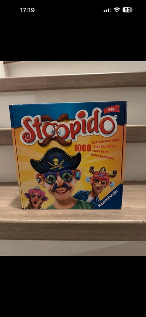 Stoopido, Drie of vier spelers, Ophalen of Verzenden, Zo goed als nieuw