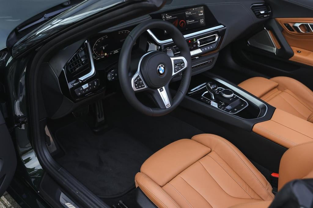 BMW Z4 Roadster sDrive30i Automaat / M Sportstoelen / Achter, 1998 cc, Achterwielaandrijving, 4 cilinders, 1445 kg