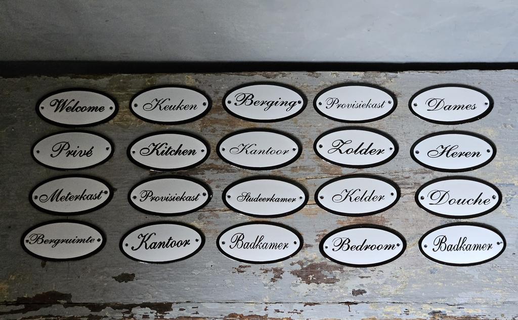 Set van 27 emaille bordejes, Ophalen of Verzenden