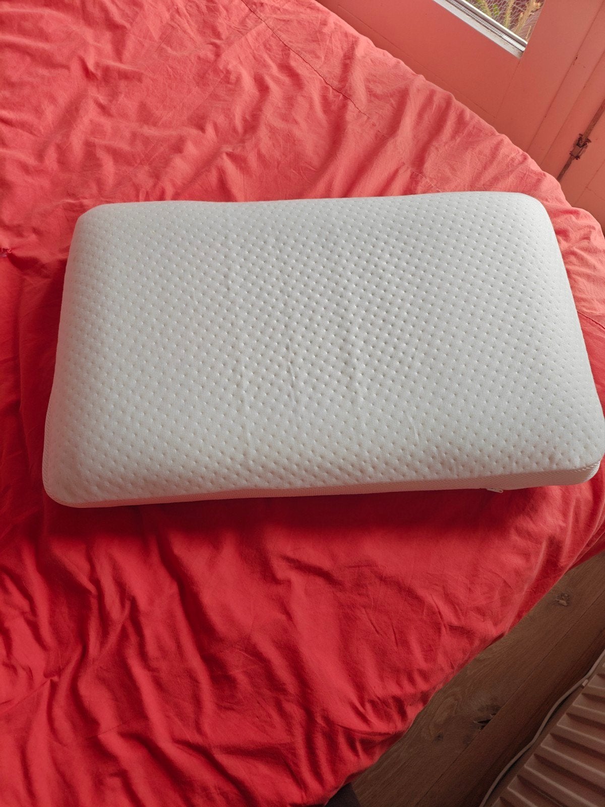 Matt Sleeps memory foam kussen, Eenpersoons, Wit, Ophalen of Verzenden, Zo goed als nieuw