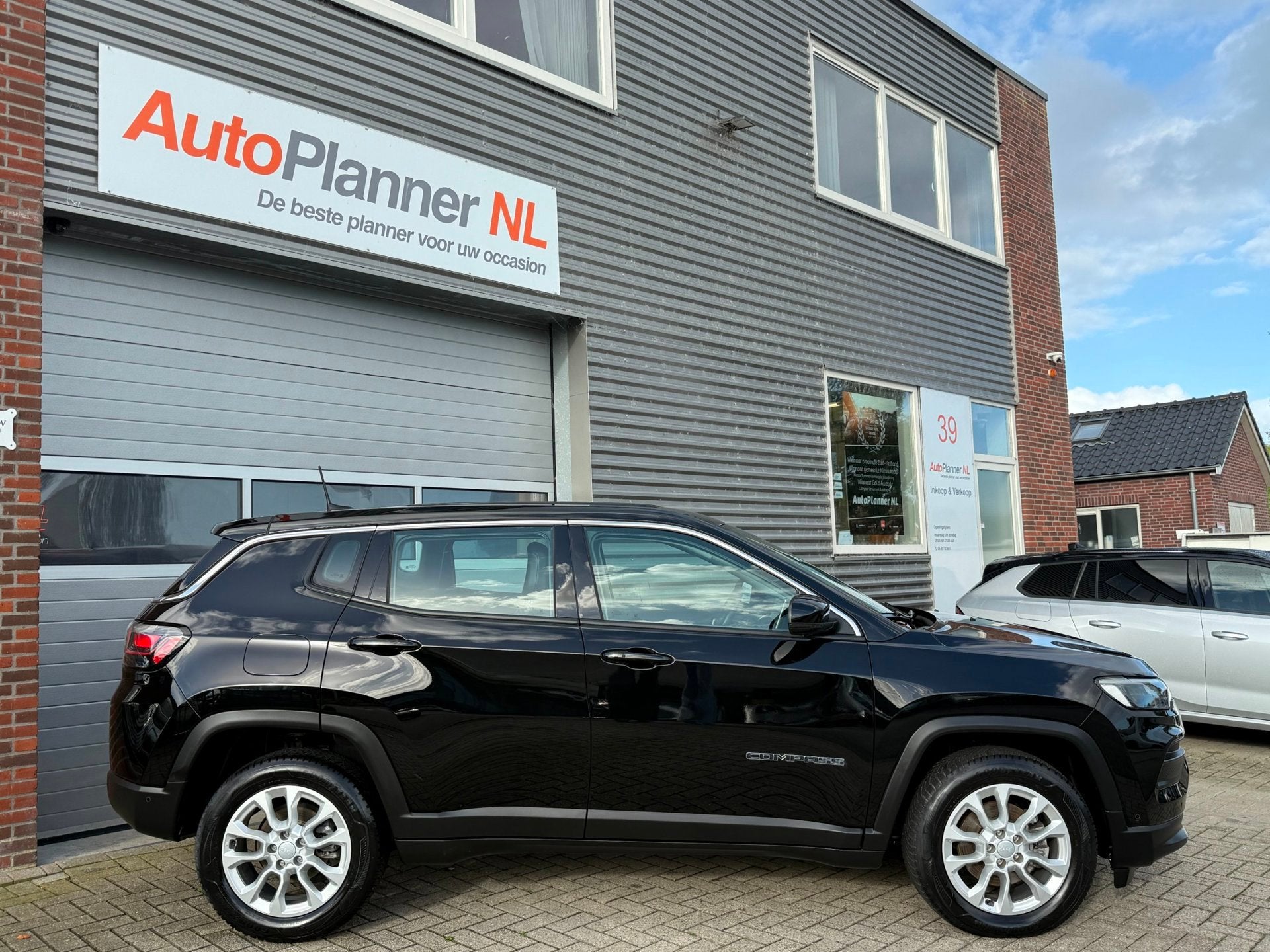 Jeep Compass 1.5 GSE T4 e-Hybrid Altitude! Incl. Btw! 1e Eig, Auto's, Dealer onderhouden, Gebruikt, Zwart, 4 cilinders