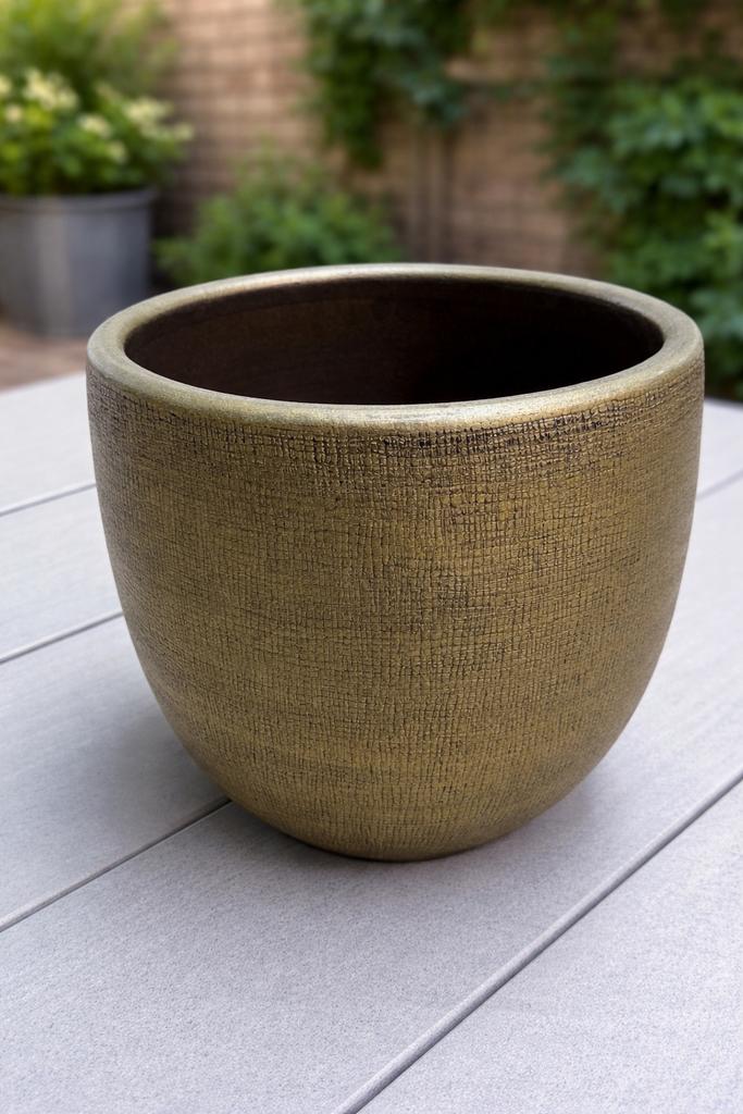 Stijlvolle gouden bloempot voor binnen en buiten, Tuin en Terras, Bloempotten, Ophalen, 40 cm of meer, Rond, Nieuw