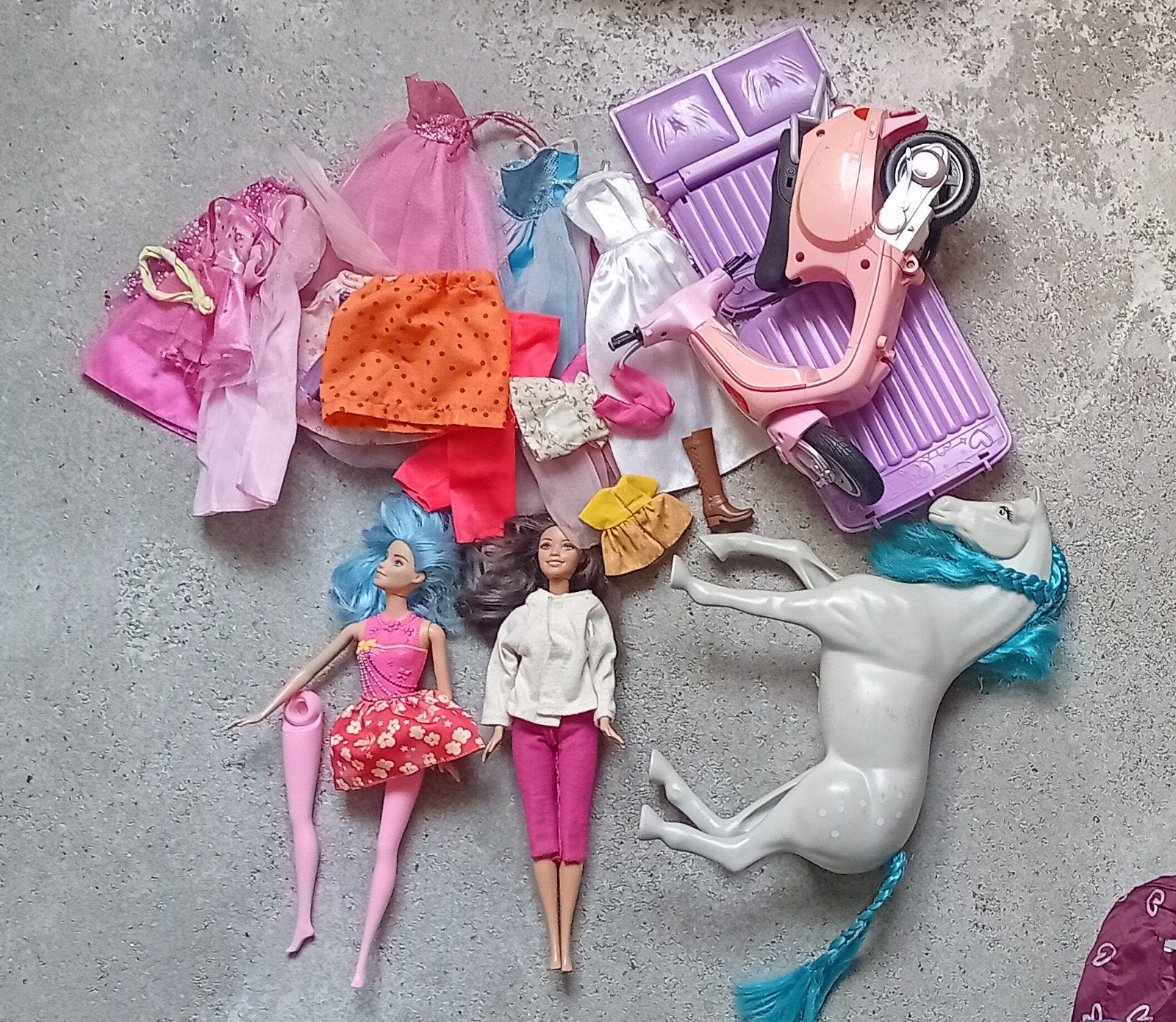 Barbie, het meeste is kapot, Ophalen, Gebruikt, Barbie