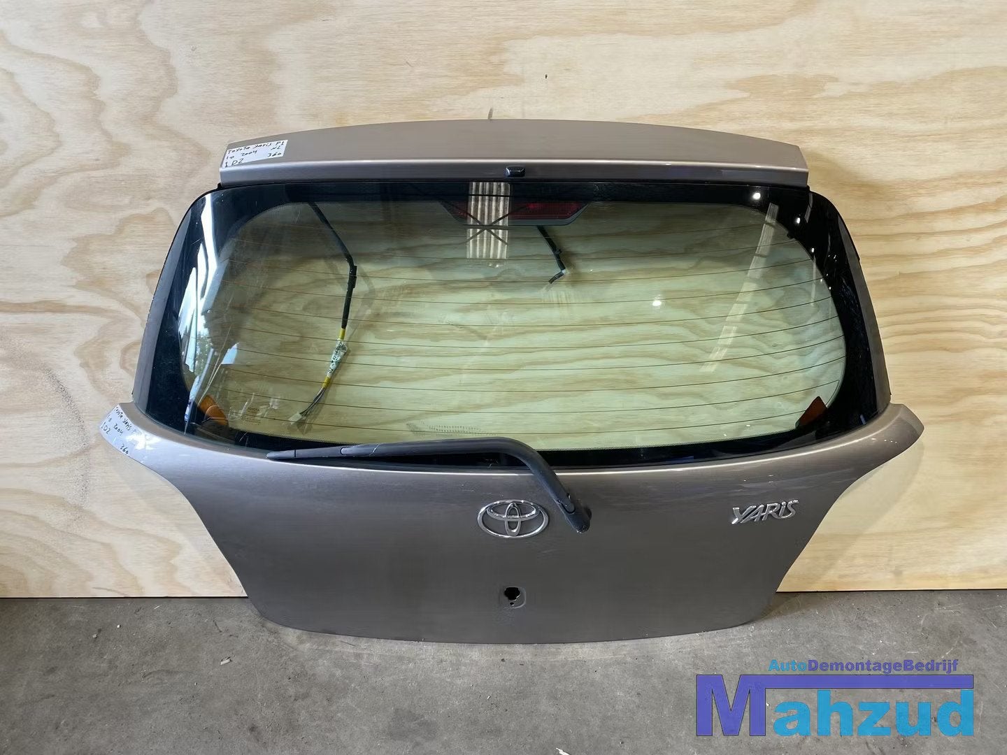 TOYOTA YARIS P1 Grijs 1D2 achterklep 3drs 1999-2005, Info@toyota.co.jp, Gebruikt, Deur, Toyota Motor Corporation