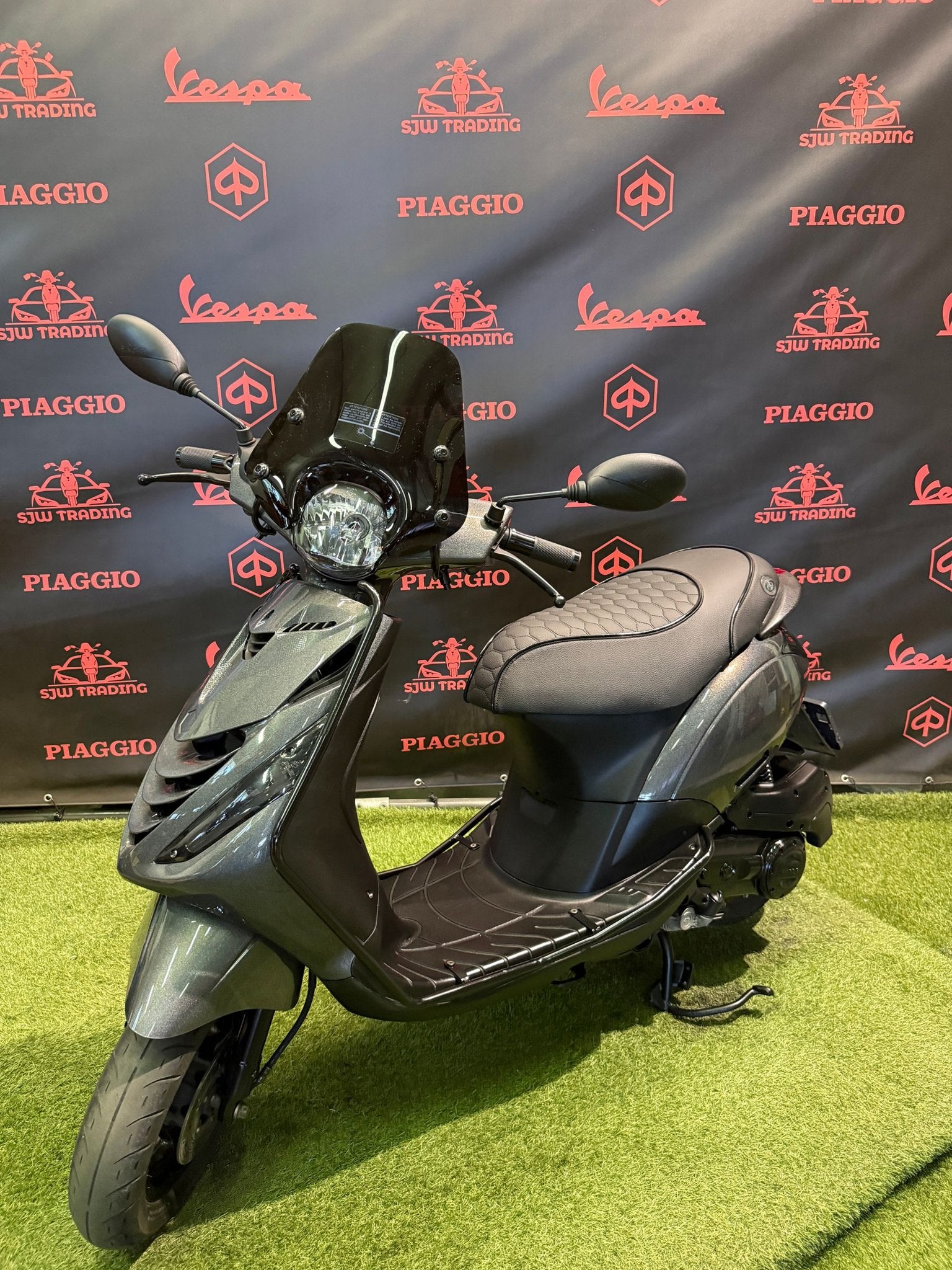 Piaggio Zip 2023 Brom! SP Psychedelic / RS Zadel / Garantie!, Fietsen en Brommers, Maximaal 45 km/u, Zip, Ophalen of Verzenden