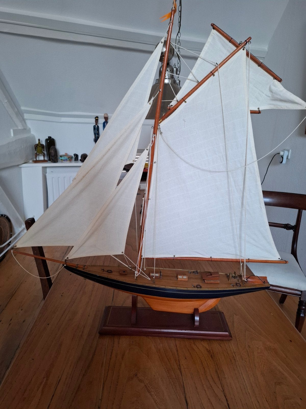 Prachtig scheepsmodel zeilboot - 82 cm lang, 87 cm hoog, Ophalen of Verzenden, Zo goed als nieuw