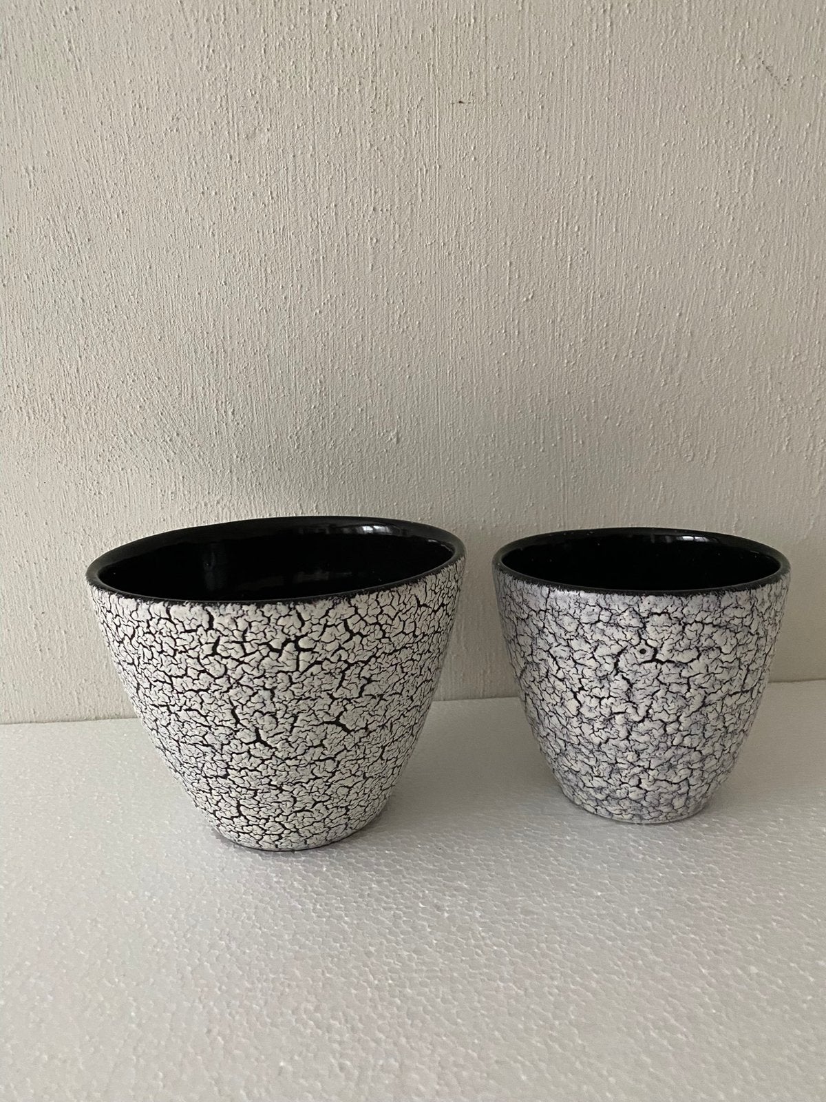 Jasba set keramiek bloempotten (2) jaren 70, Tuin en Terras, Bloempotten, Gebruikt, Duitsland, Rond, Binnen