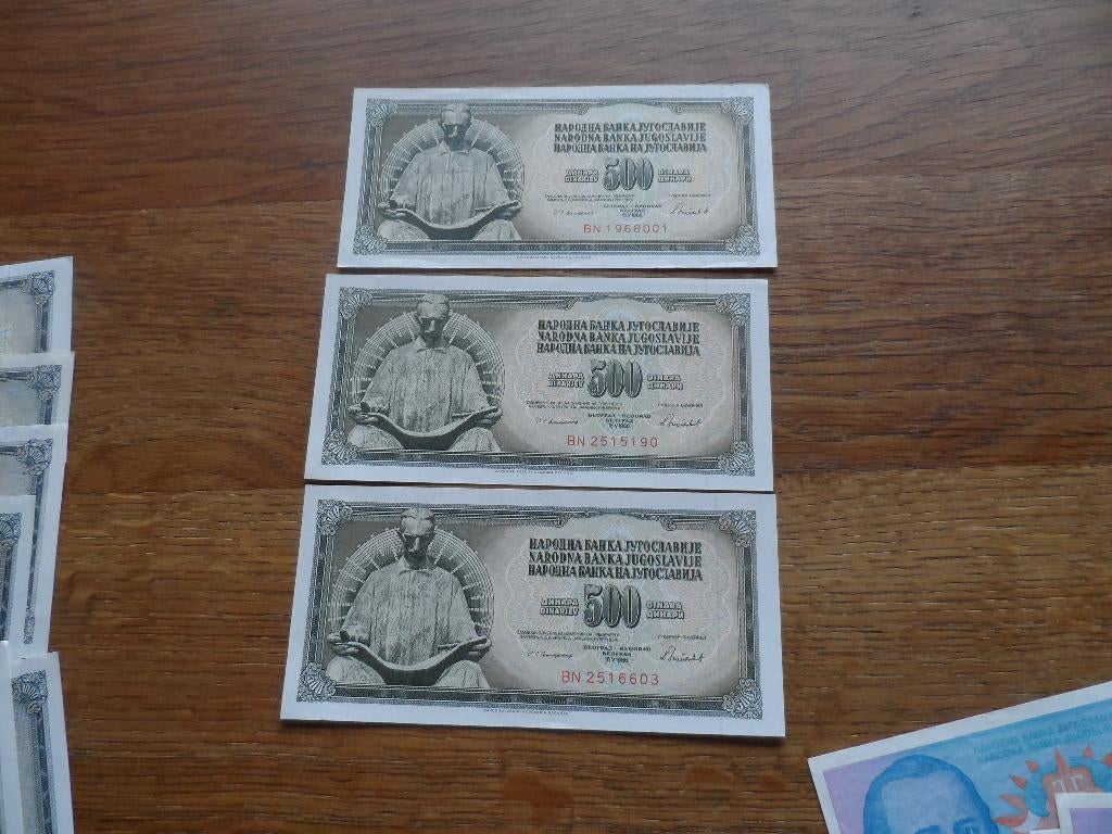 Joegoslavië 3 x 500 oude dinars, Ophalen of Verzenden, Joegoslavië