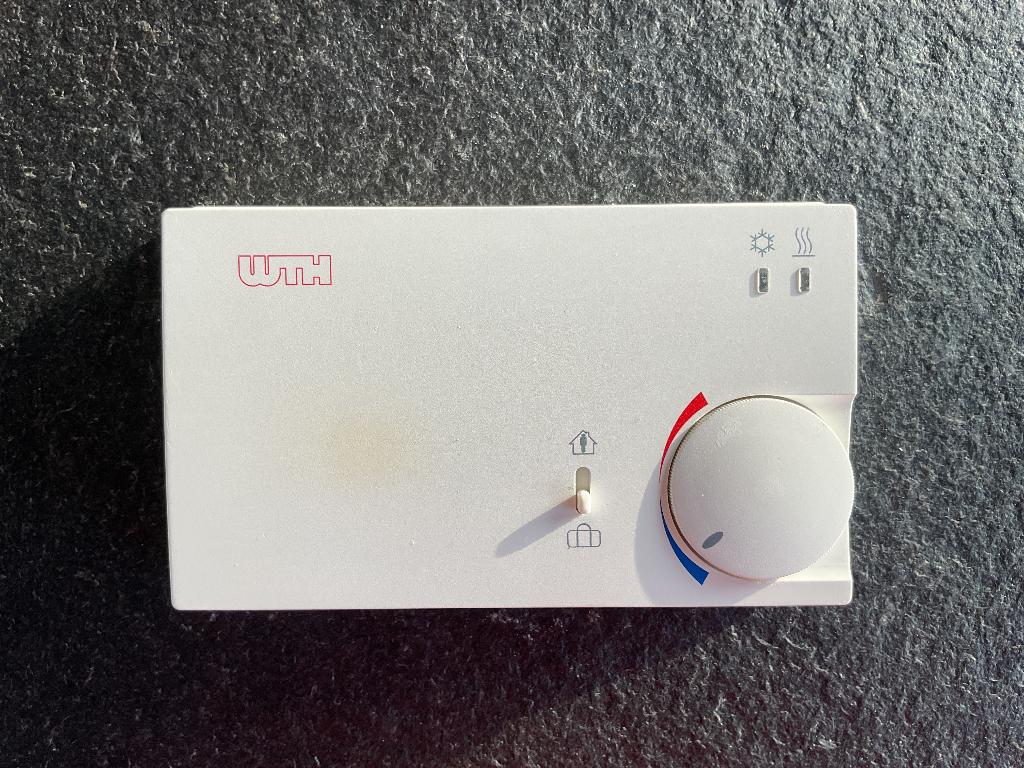 WTH thermostaat voor vloerverwarming/verkoeling, Ophalen, Gebruikt