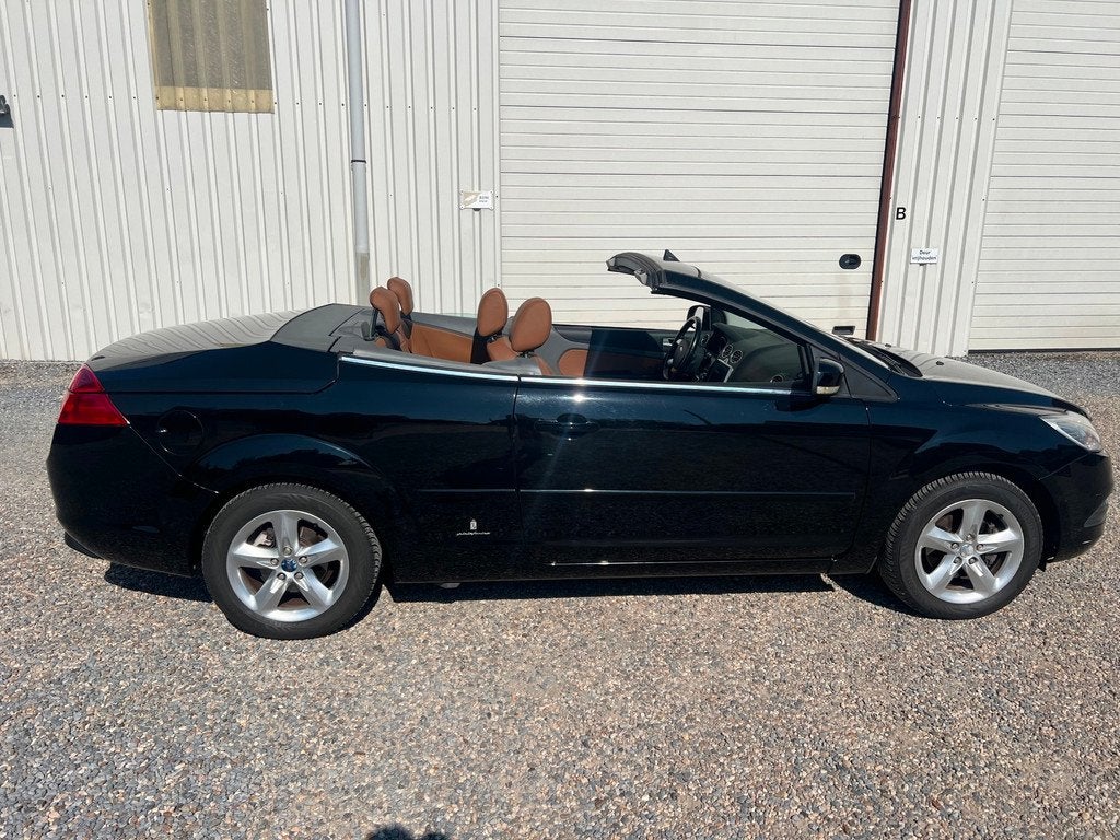 Ford Focus Coupé-Cabriolet 1.6 Trend CABRIO LEER 4xNEW-BAND, Auto's, Ford, Gebruikt, 4 cilinders, Cabriolet, 4 stoelen
