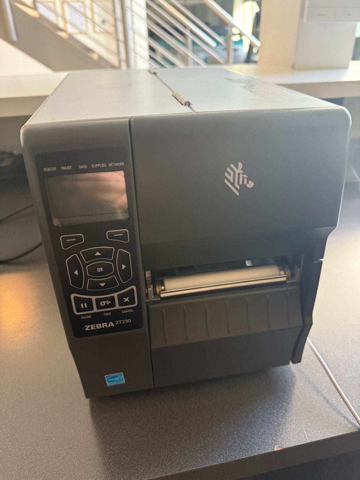 Zebra ZT230 Labelprinter - Zo goed als nieuw, Computers en Software, Ophalen, Zwart-en-wit printen, Printer, Zo goed als nieuw