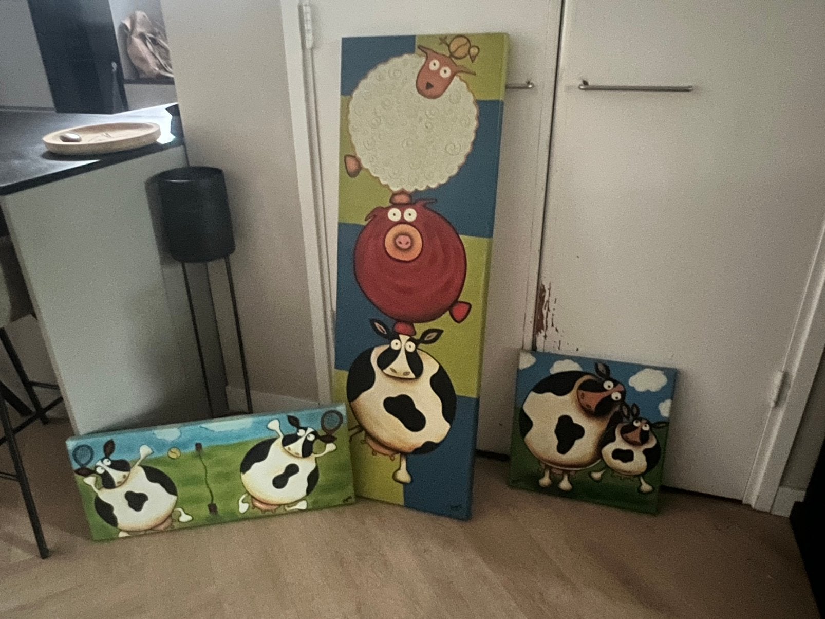 Vrolijk dieren drieluik, Ophalen