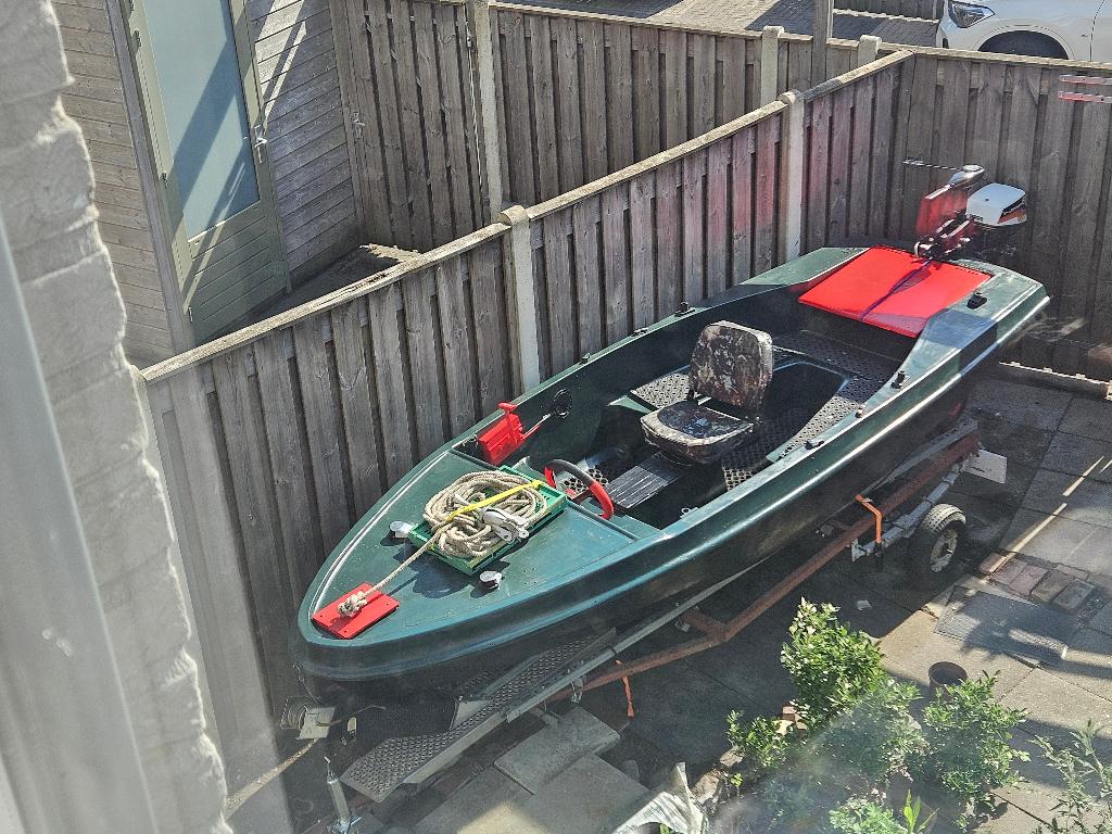 visbootje, Watersport en Boten, Vis- en Consoleboten, Ophalen, Gebruikt, Tot 10 pk, Buitenboordmotor