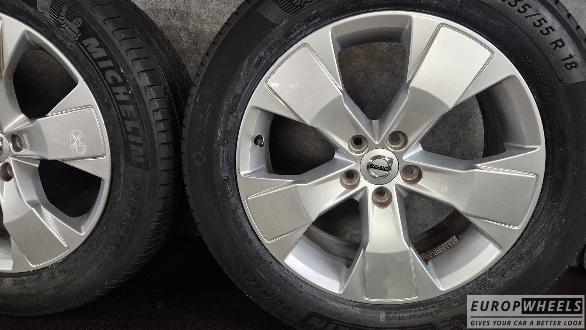 18 inch Volvo velgen XC40 zomerbanden R Design V90 CC, Auto-onderdelen, 18 inch, Gebruikt, -, -