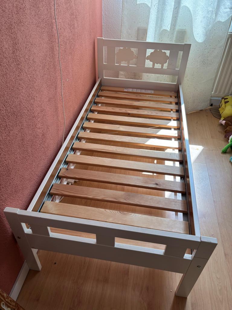 IKEA Kritter peuterbed met lattenbodem (70 x 160), Kinderen en Baby's, Kinderkamer | Bedden, Gebruikt, 70 tot 85 cm, Ophalen of Verzenden