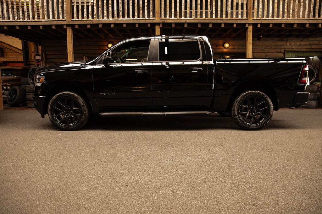 Dodge Ram 1500 5.7 V8 4x4 Crew Cab Laramie | flitsers | luch, Auto's, Dodge, Automaat, Lichtsensor, Gebruikt, 5654 cc