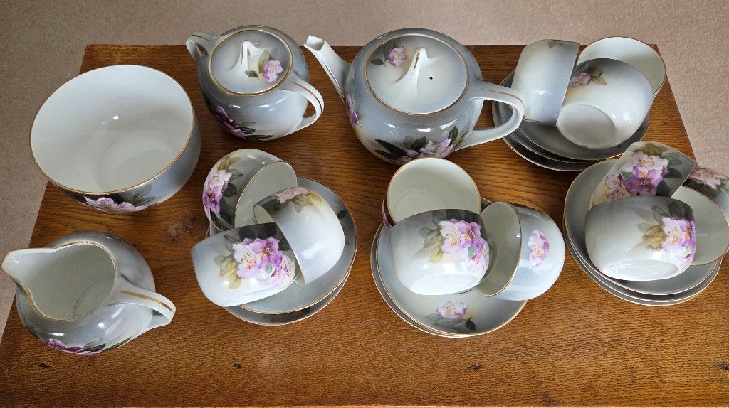 Vintage theeservies met bloemmotief - 16-delig, Ophalen