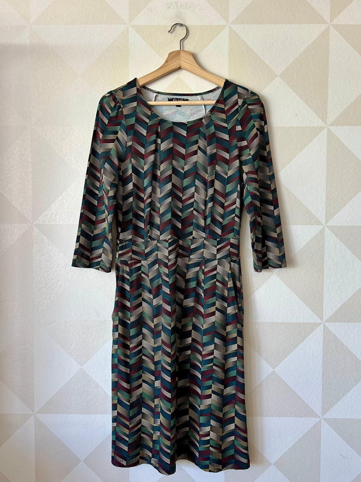 King Louie Mona Dress groen M/38 zgan, Kleding | Dames, Jurken, Maat 38/40 (M), Ophalen of Verzenden, Zo goed als nieuw, Knielengte