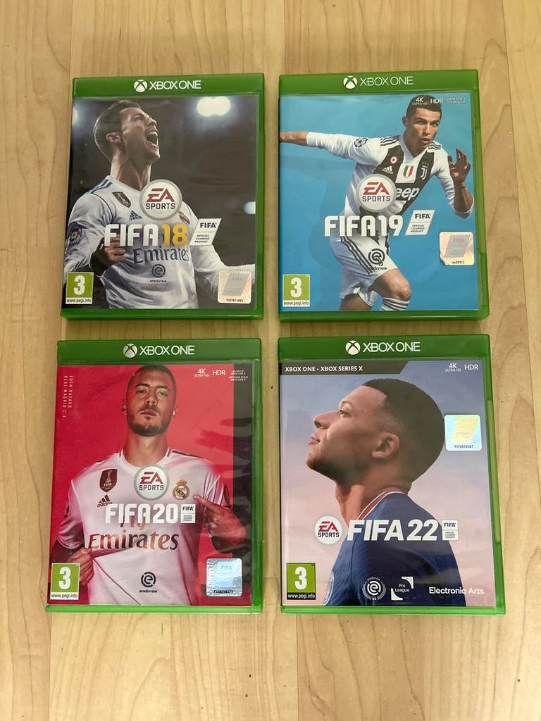 FIFA Xbox Games: FIFA 18, 19, 20, 22 - Voetbalplezier!, Spelcomputers en Games, Games | Xbox One, Gebruikt, Eén computer, Ophalen of Verzenden