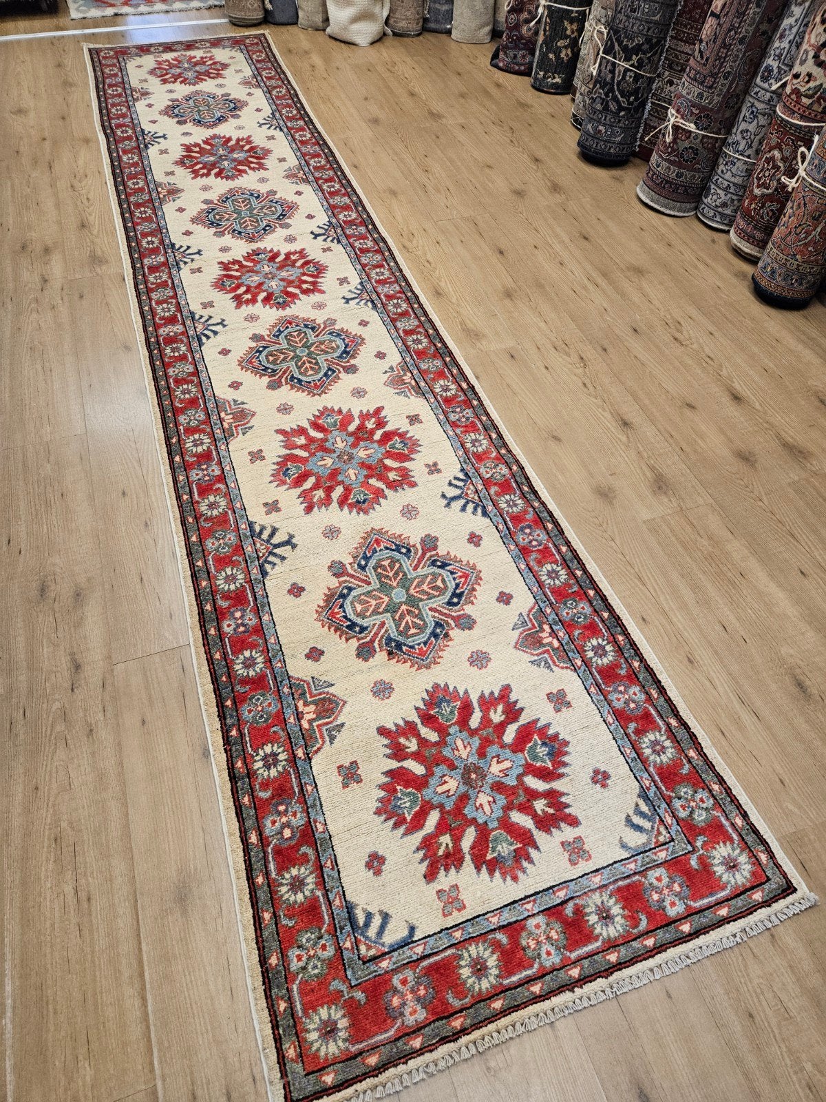 Handgeknoopt oosters tapijt loper kazak 402x80, Info@SlatsAntiek.nl, Perzisch, Vof Slats Antiek, Crème