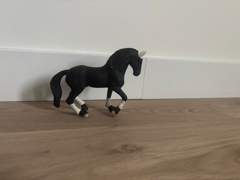 Schleich paardje met zadel en hoofdstel, Kinderen en Baby's, Speelgoed | Overig, Ophalen, Zo goed als nieuw, Jongen of Meisje
