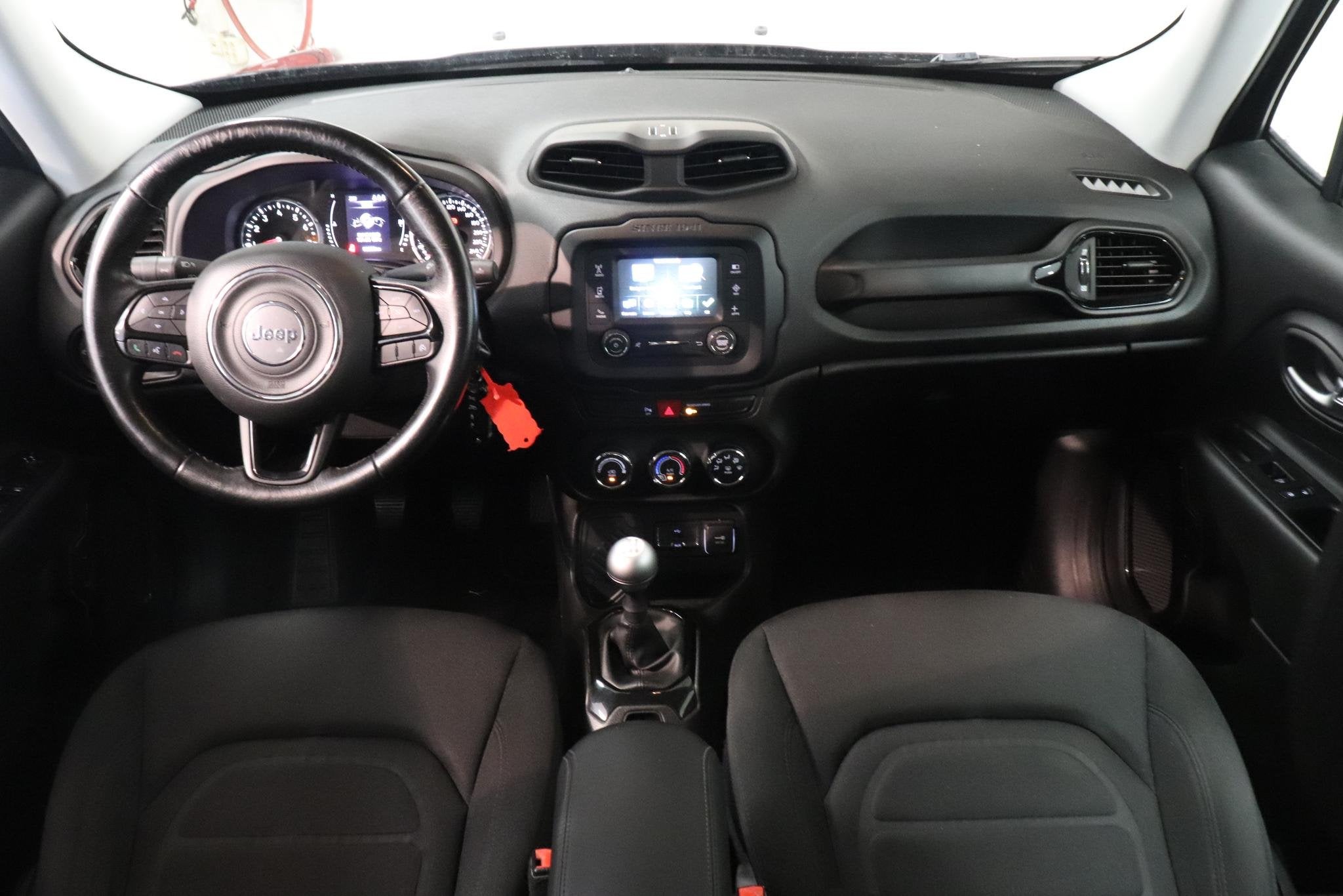 Jeep Renegade 1.6 E-Torq Night Eagle II | Airco | Parkeersen, Stof, Gebruikt, 4 cilinders, Met garantie (alle)