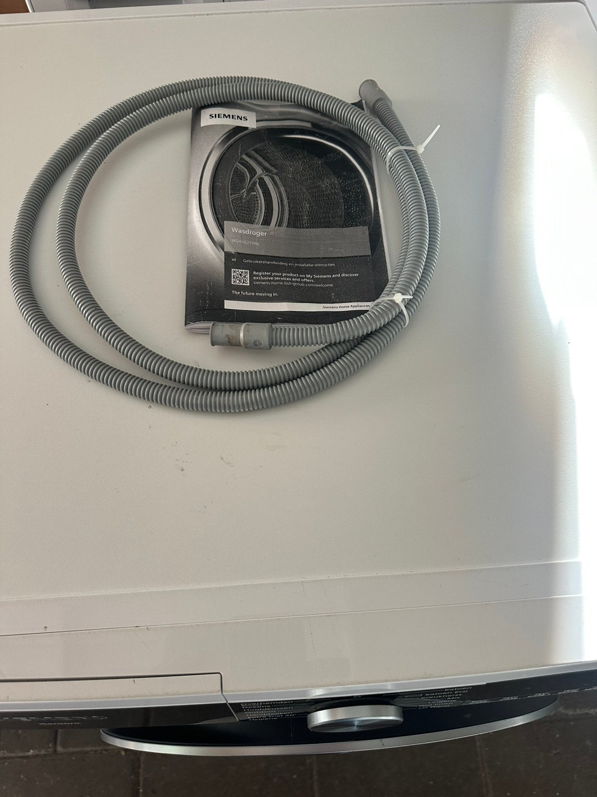 Foto 4 van Siemens WQ45G270NL z.g.a.n. warmtepomp condens