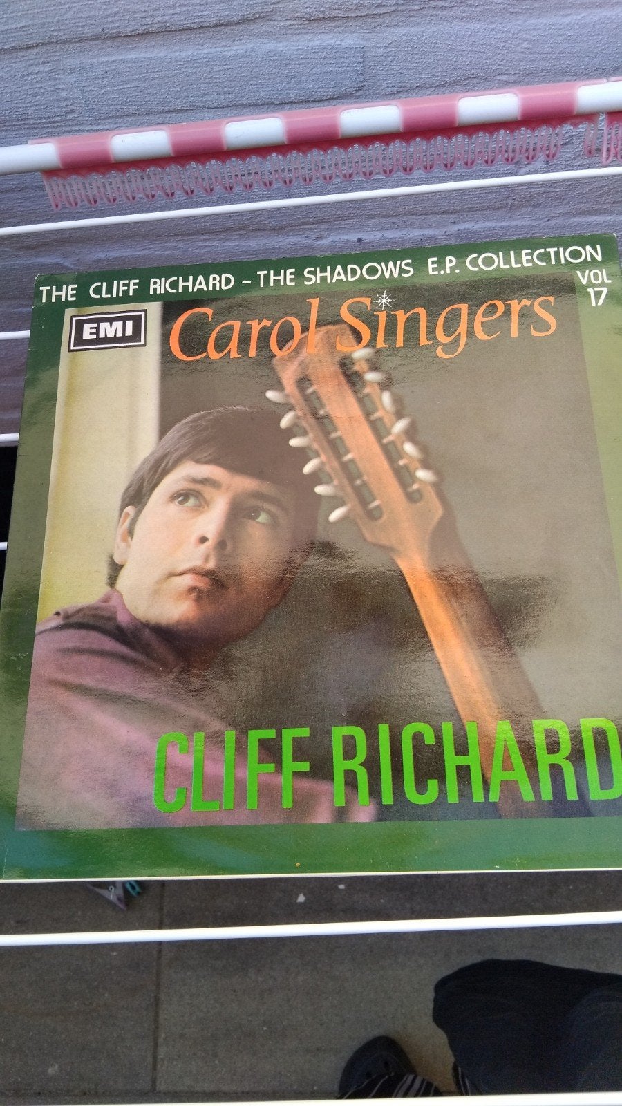 Cliff Richard - Carol Singers EP (Vol. 17), Gebruikt, Pop, 7 inch, Ophalen of Verzenden
