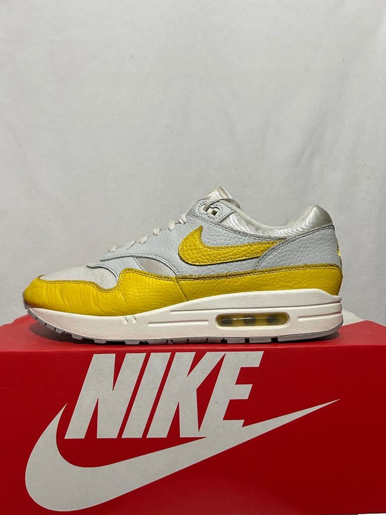 ALS NIEUW! Maat 44,5 - Nike Air Max 1 Tour Yellow, Overige kleuren, Verzenden, Nike, Nike