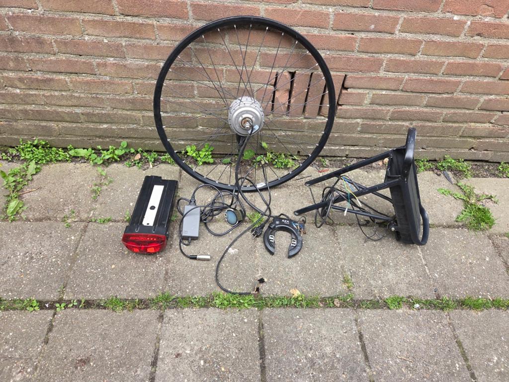 Cortina elektrische fiets onderdelen: motor, accu, display, Fietsen en Brommers, Gebruikt, Overige typen, Cortina, Aluminium