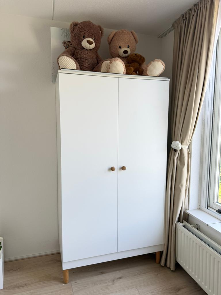 Babykamer set: kledingkast en commode met vergroter, Ophalen, Kast, 50 tot 70 cm, 105 cm of meer
