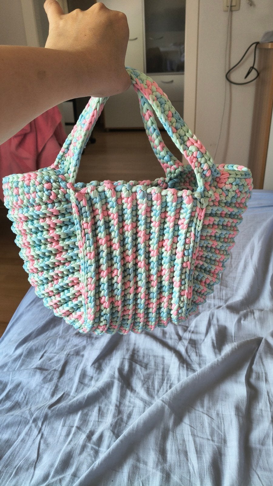 Handgemaakte gehaakte tas – pastelkleuren, uniek & stevig, 30 cm of meer, Ophalen of Verzenden, Roze, Nieuw