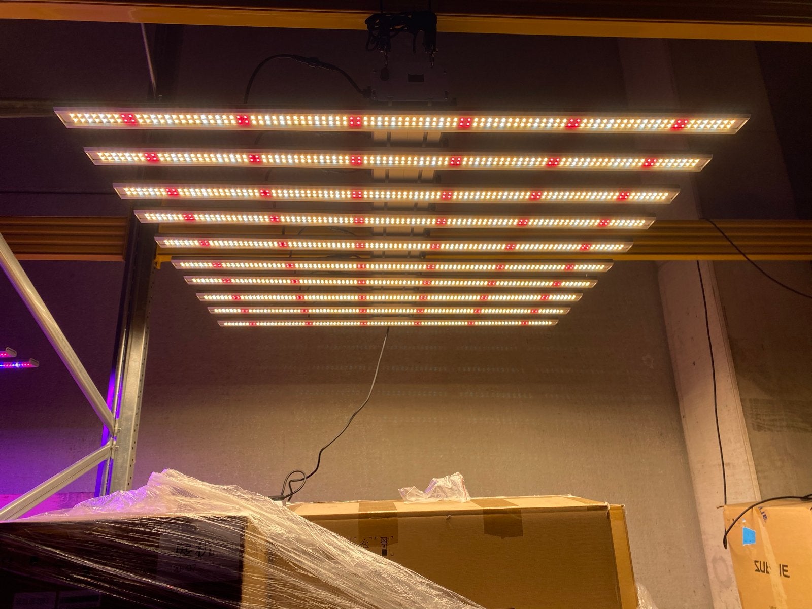 LED Kweeklamp voor optimale plantengroei 800W, Ophalen of Verzenden, Zo goed als nieuw, Kweeklamp