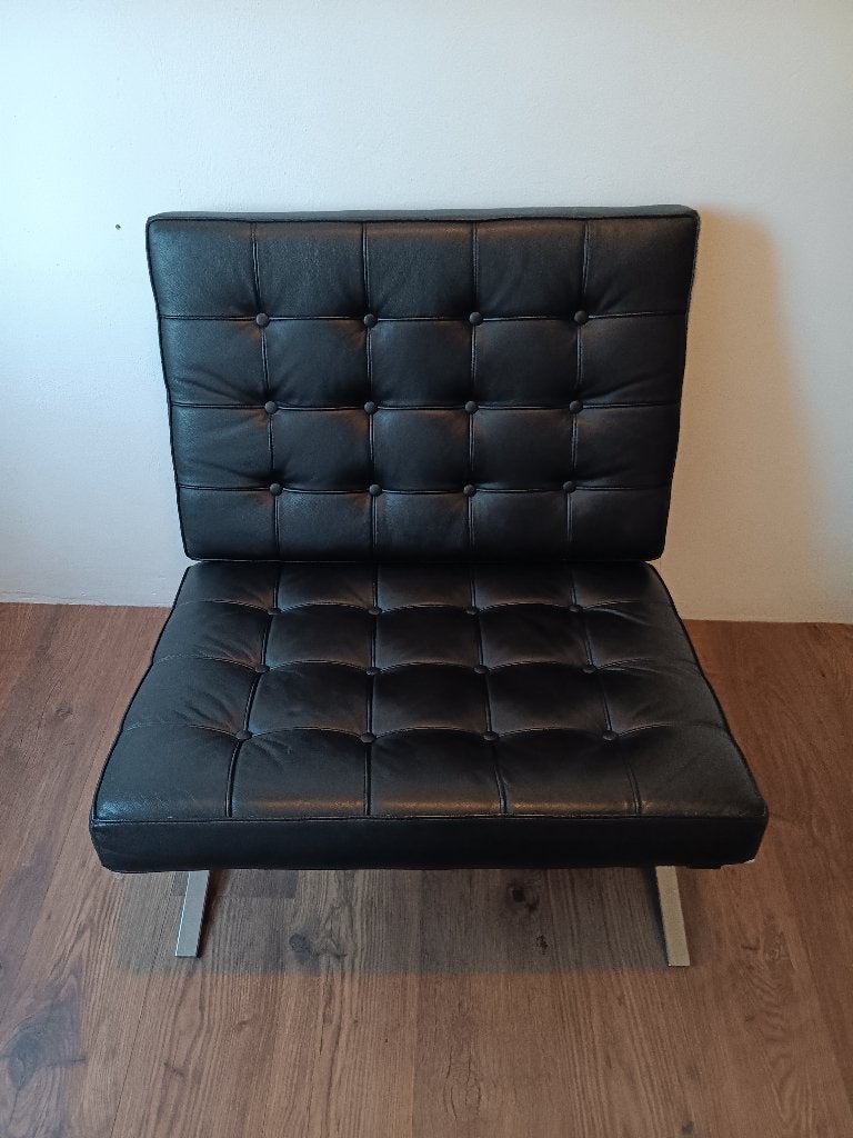 Barcelona stijl fauteuil zwart leer, Ophalen, Modern, Klassiek, Design, Barcelona stijl, Gebruikt, 75 tot 100 cm