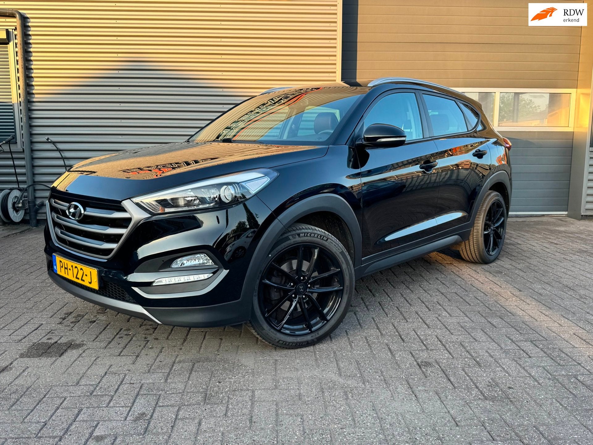 Hyundai Tucson 1.6 GDi Comfort Black Edition | Trekhaak | De, Auto's, Voorwielaandrijving, Stof, Gebruikt, 4 cilinders
