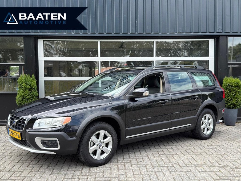 Volvo XC70 3.2 Kinetic|Dealer onderhouden|1e eig.|Leder|Trek, Auto's, Volvo, Automaat, 1800 kg, Zwart, XC70