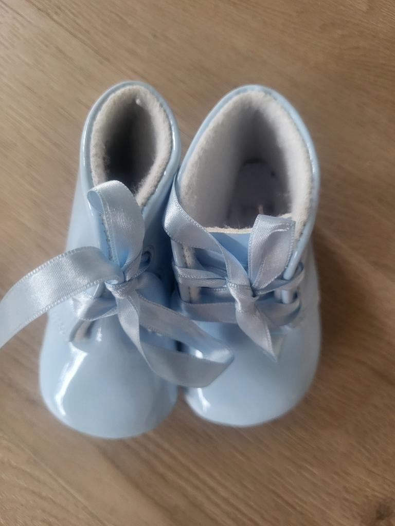 Nieuwe baby blauwe lakschoentjes maat 18, Kinderen en Baby's, Ophalen of Verzenden