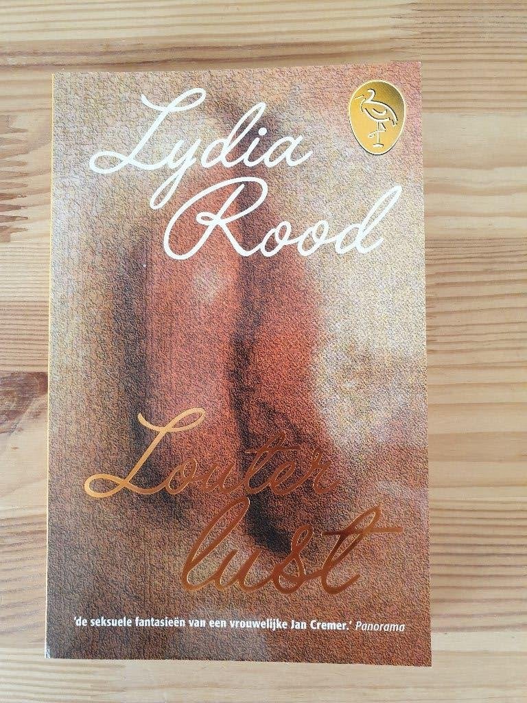 Boek- Lydia Rood - Louter Lust - Erotiek, Ophalen of Verzenden, Gelezen, Gezondheid en Conditie